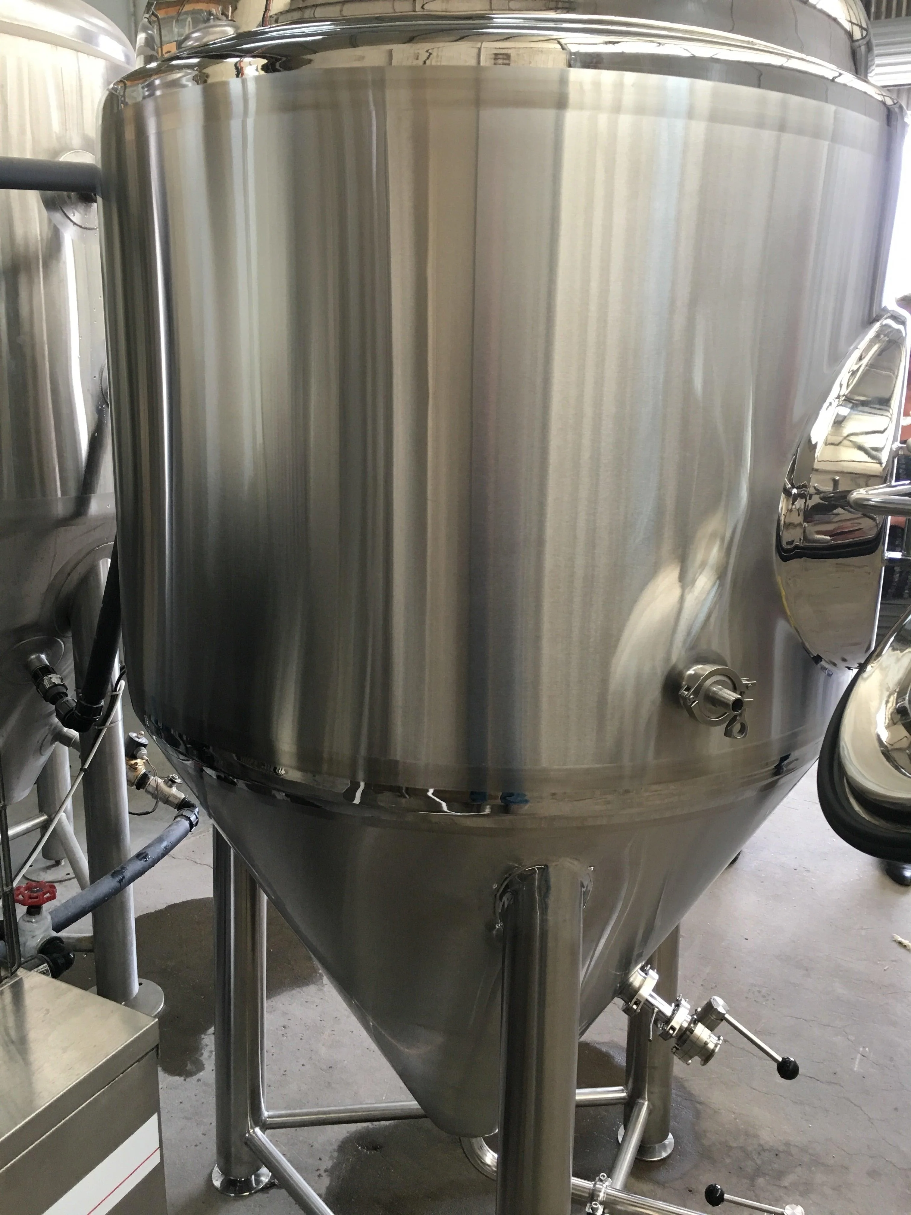 600L Conical Fermenter (pressurisable, jacketed) - Image 7