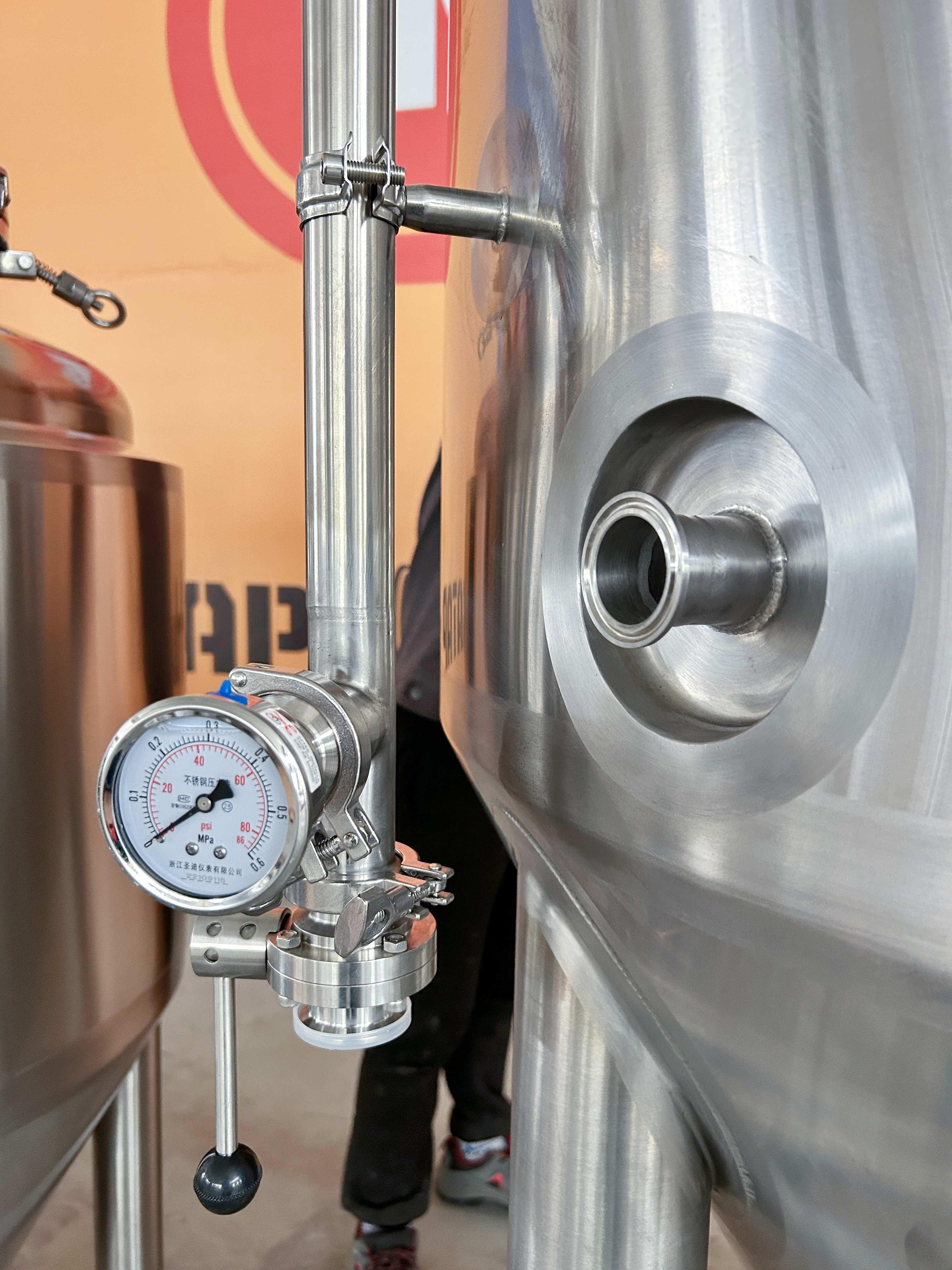 800L Conical Fermenter (pressurisable, jacketed) - Image 17