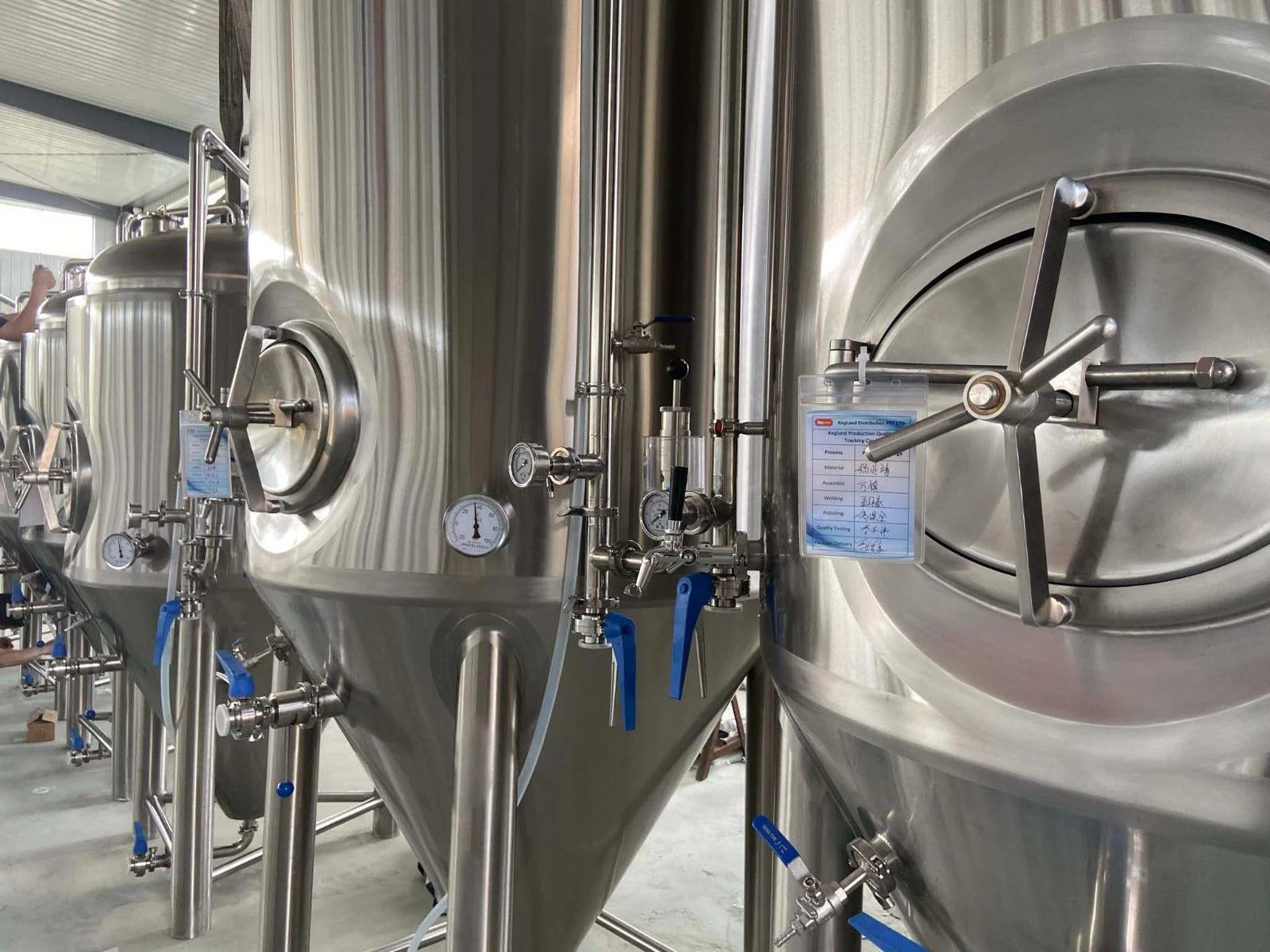 800L Conical Fermenter (pressurisable, jacketed) - Image 4
