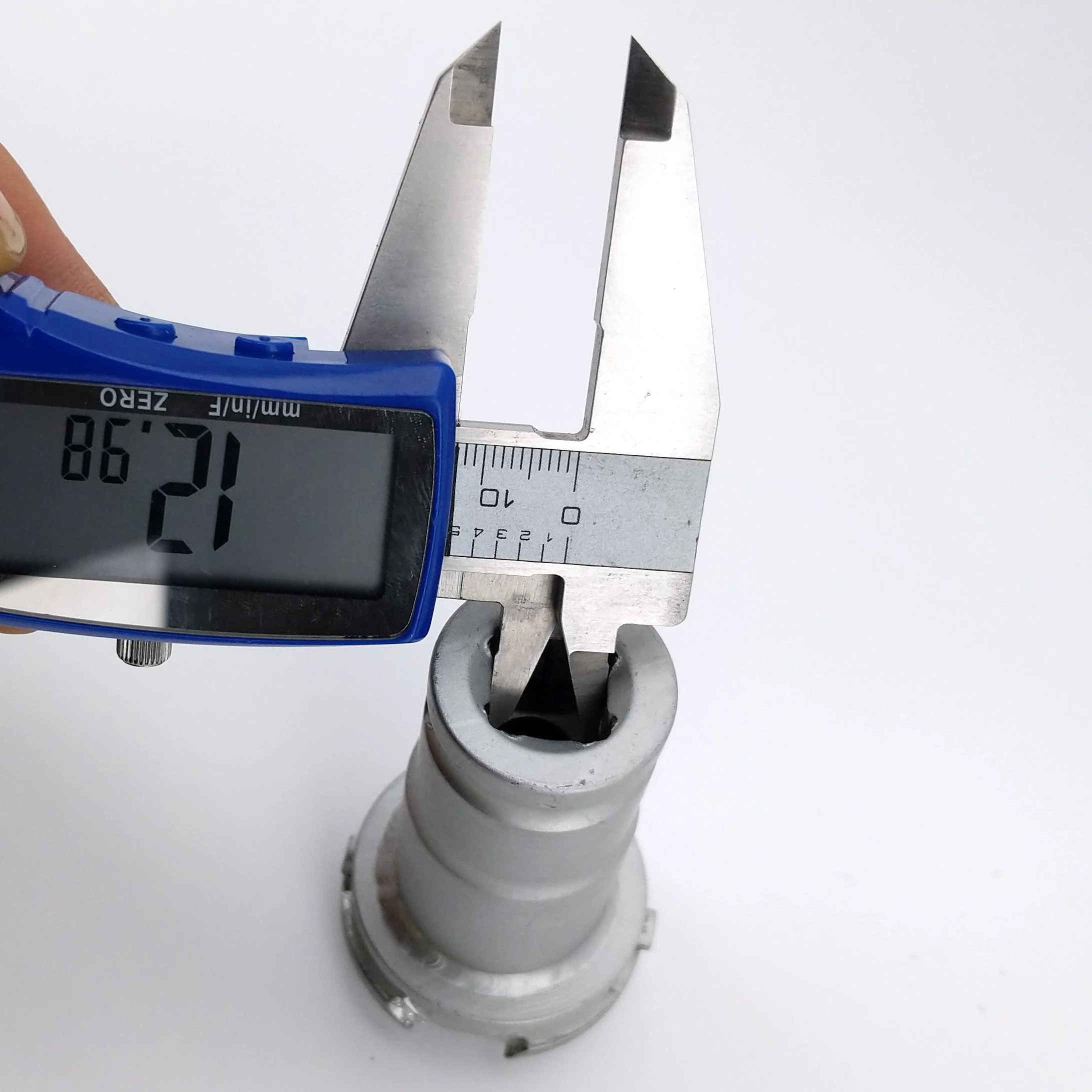 1/2 inch Square Drive - Keg Opening Tools D & S - Image 3