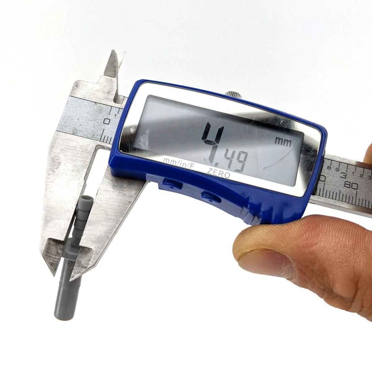 duotight - 4.5mm (3/16'') Barb to 6.35mm (1/4'') Stem - Image 2