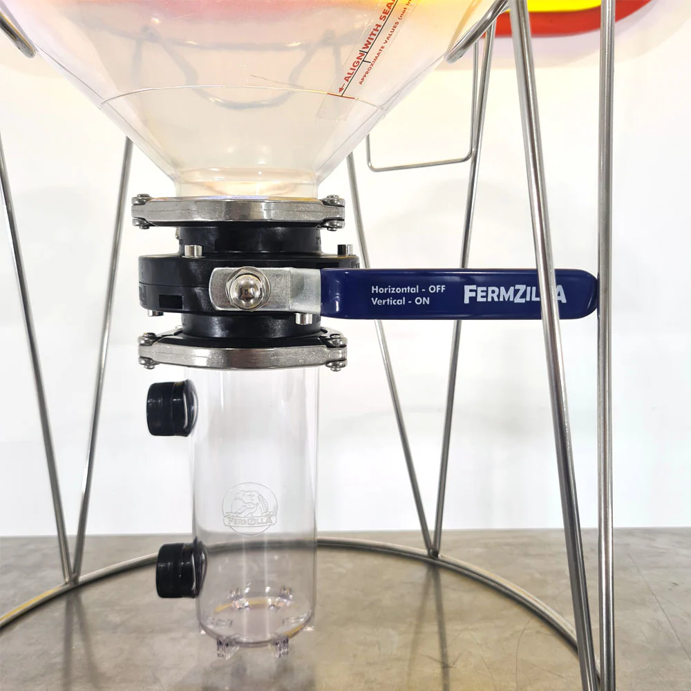 Gen3 FermZilla - Tri-Conical - 27L - Starter Kit with handle - Image 2