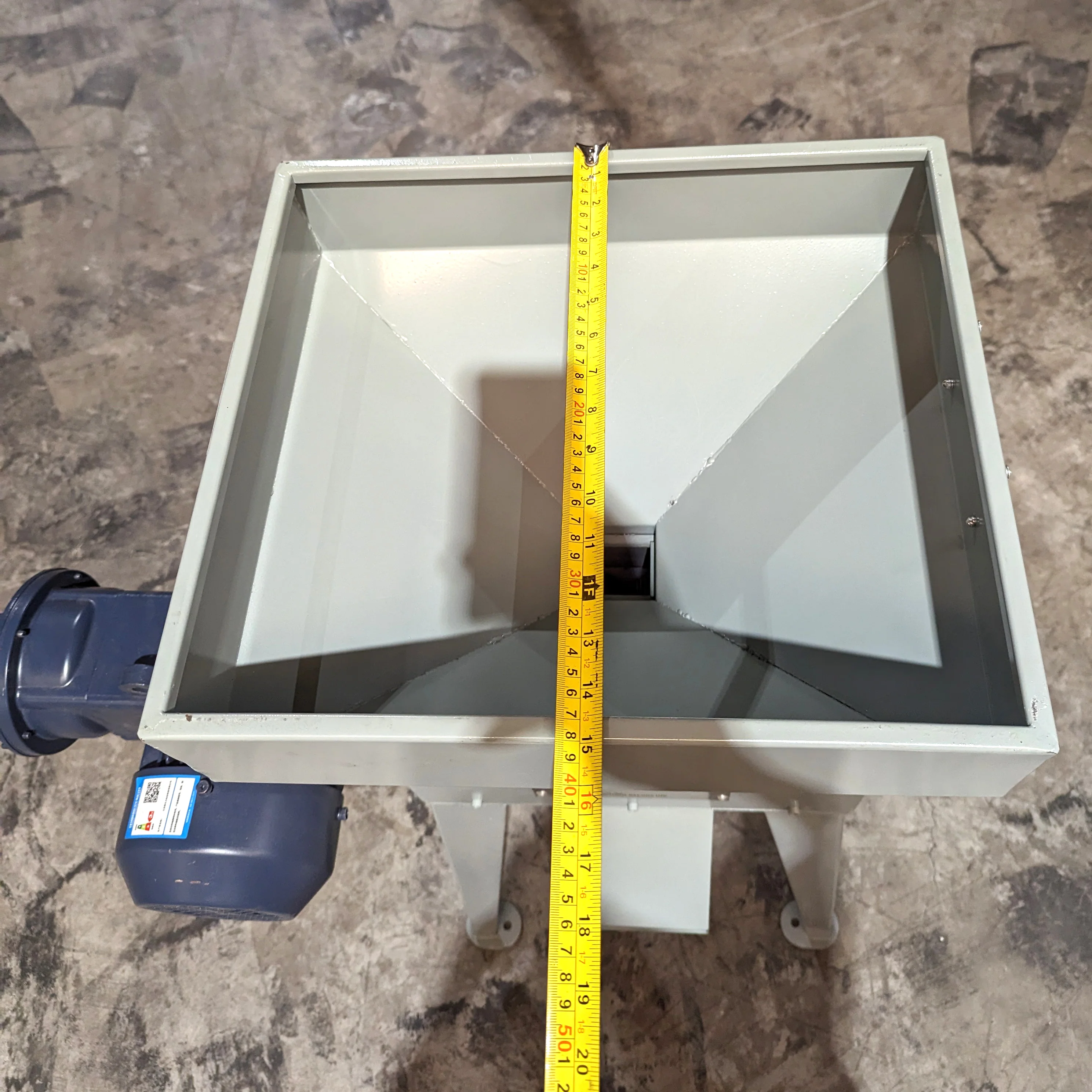 Maltzilla Industrial - Grain Mill - 1.1kw - Single Phase (with Stainless Steel Dust Cover) - Image 5