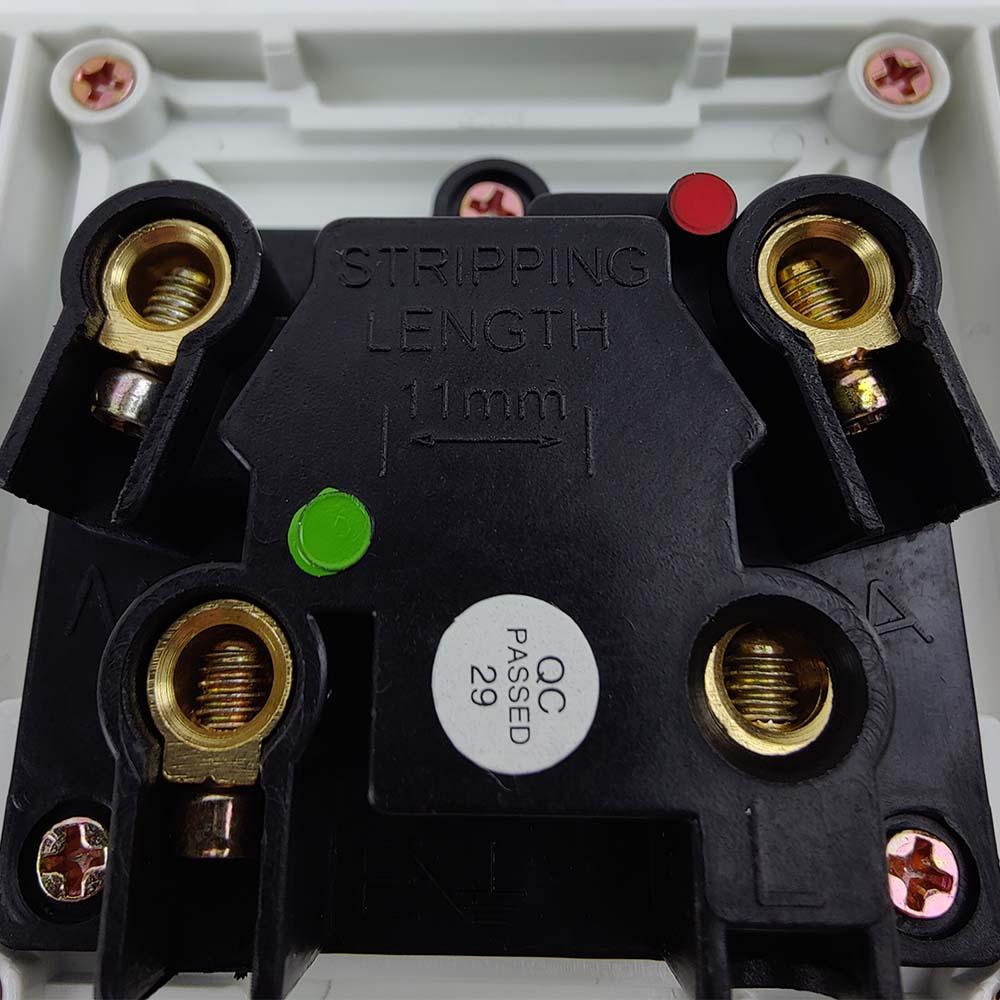 Power Point Single 240v 32 Amp GPO - Image 4